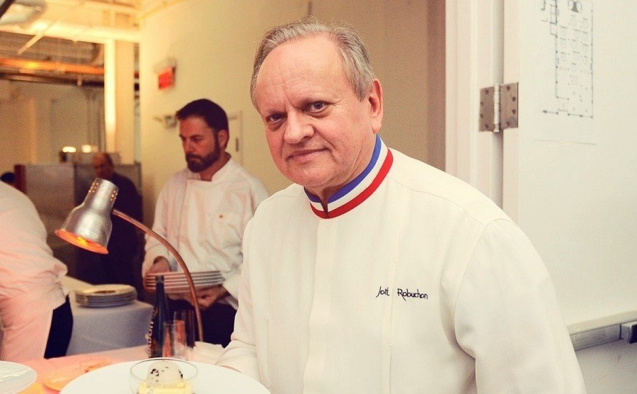 Joel Robuchon (31 Michelin Stars) is in the kitchen, among his colleagues